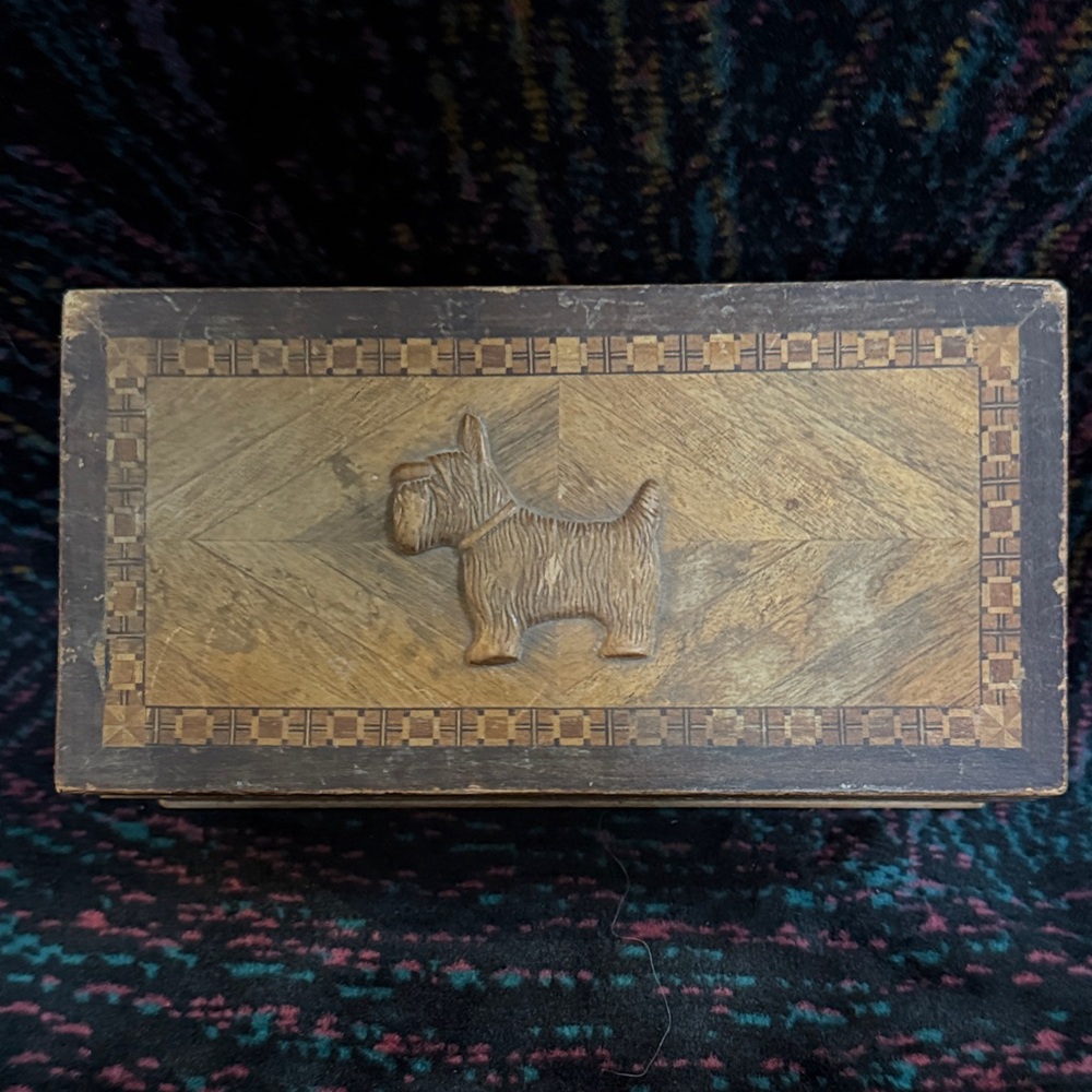 Vintage Wooden Trinket Box - Scottish Terrier!